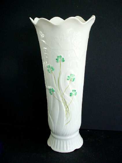 woodlandvase.jpg (12409 bytes)