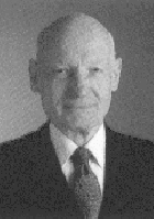  Milton G. Henschel, o actual Presidente das Testemunhas de Jeov 