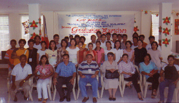 An Graduation Ceremony san 3rd Batch LGU-TESDA trainees. Sa atubangan sira BNVTS Administrator Ge�orga nan Mayor Lil. 