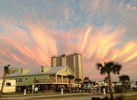 clubhouse picture