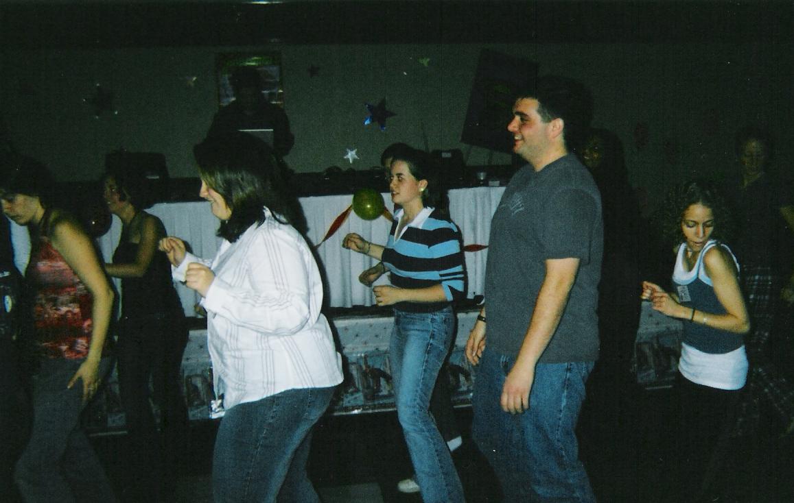 NY Speaking 2004 - Gen and Brian getting their groove on!