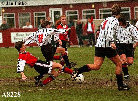 Alison Kirk stretches for the ball