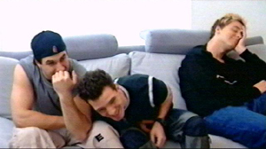 Must... resist... slashiness... of... this... screencap...