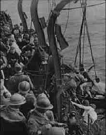 French soldiers escape from Dunkirk