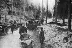 Supply wagons in the Italian mountains during WW1
