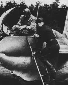 Pilot on a German Komet 1