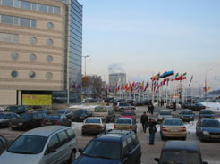 Vista a Expocentr de puente de peatones