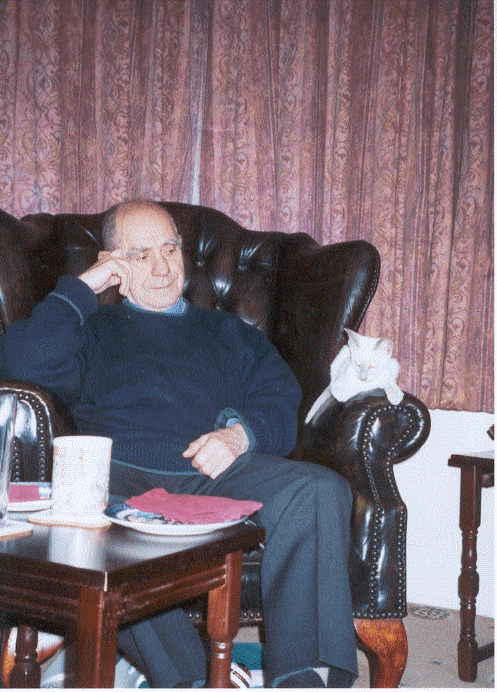 Arturo Pousa with neighbour's cat.