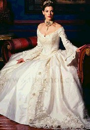 I LOVE this dress!  Hopefully I will find someone who can recreate it and make it even better.