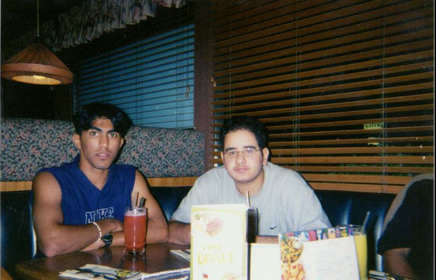 Sharis Restaurant