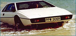 Esprit emerging from the Sardinian Sea