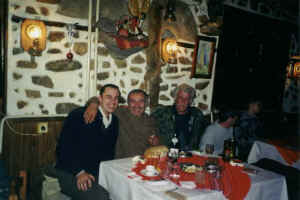 drinking buddies.jpg (45199 bytes)