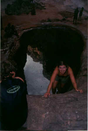 gc - angie tries the climb.jpg (53923 bytes)