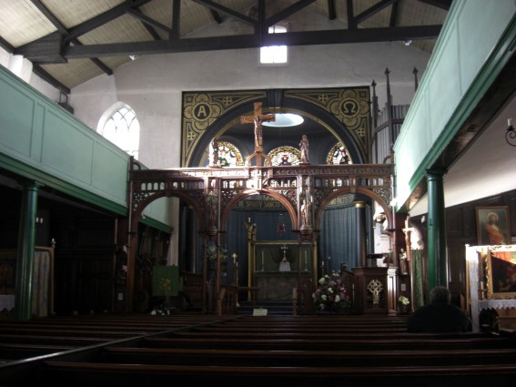 St Ninian's interior
