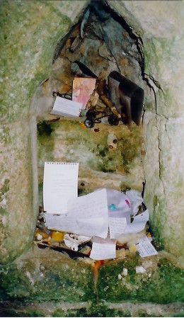 Votive deposit