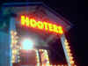 Hooters Night_0018.jpg (53871 bytes)