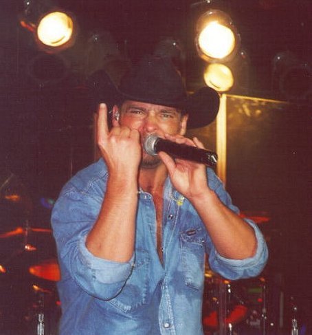 Copyright: 2001 DJEvers
