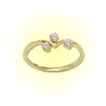 10K SOLID GOLD V-SHAPE 3-CZ RING