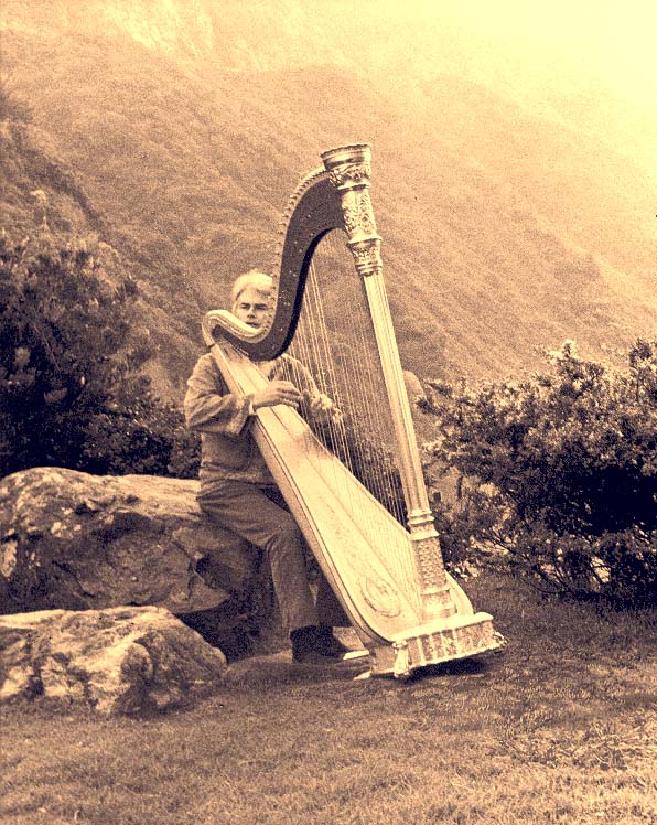 bigsursepia.jpg (129803 bytes)