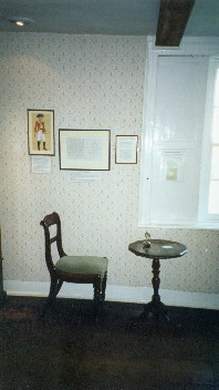 La mesa y la silla de Jane Austen en Chawton, en su 'habitaci&oacute;n propia'