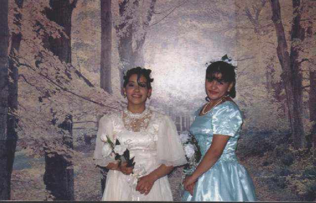 mis hermanitas hace 2 a�os