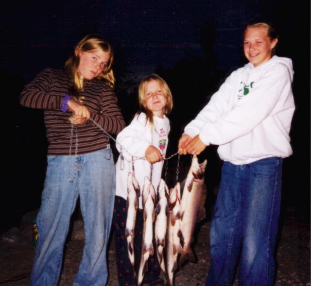 We fished so long we didn't notice how dark it was getting !!