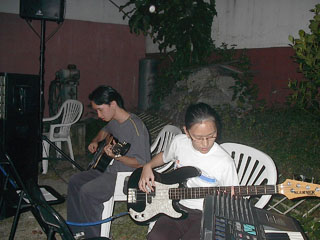 Ryan and Nellie grooving at the DCF Alumni Homecoming,<br>August 27, 2005.