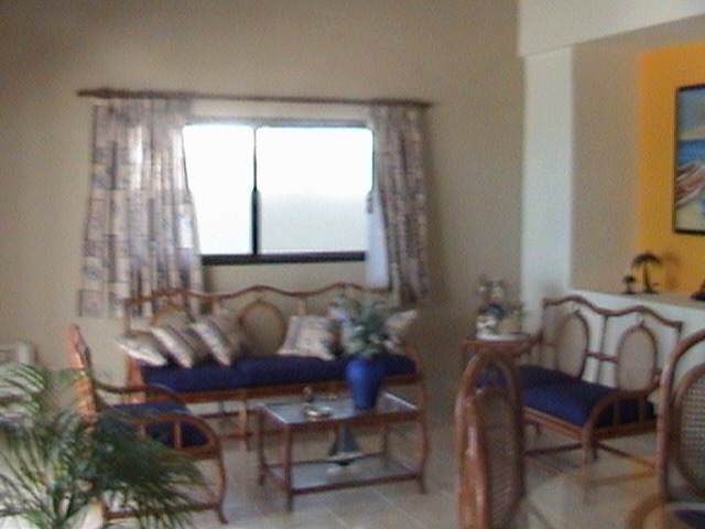 LIVINGROOM