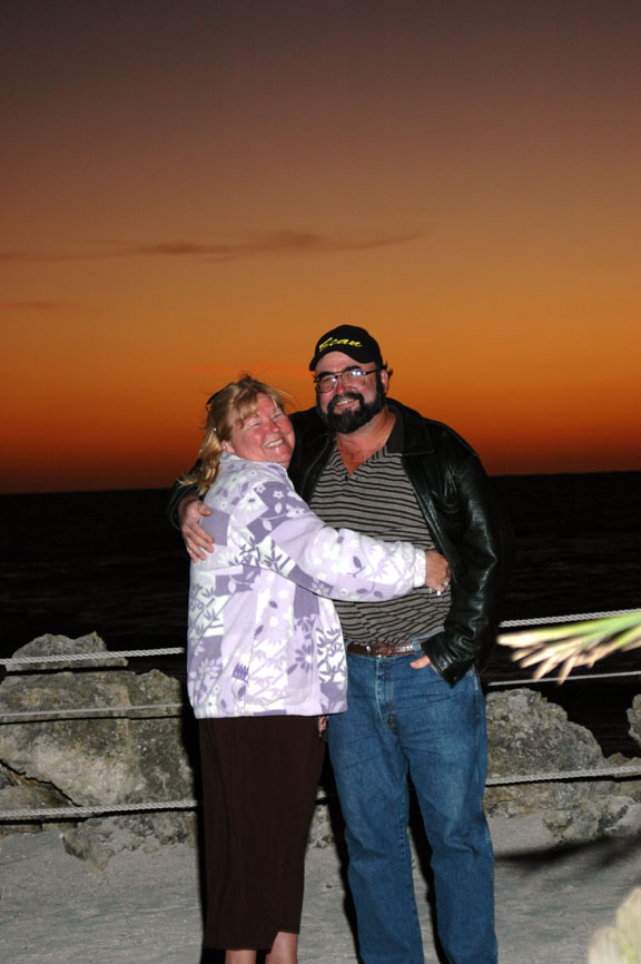 JONI_AND_DENNIS_1.jpg (1178 bytes)