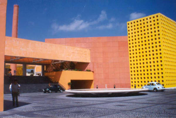 Centro de Convenciones   (Entrada principal)