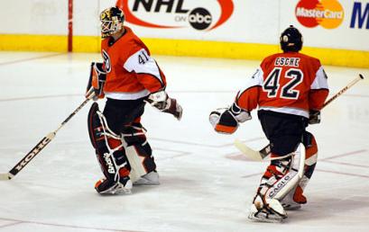 Hitchcock replaces Esche w/ Burke, after Esche gave up 3 of 11 shots he faced, 2 in the first 2 minutes in the second period