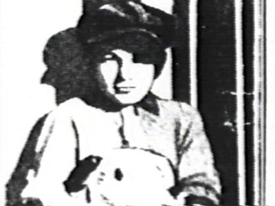 gillis nelson childhood lester face baby age
