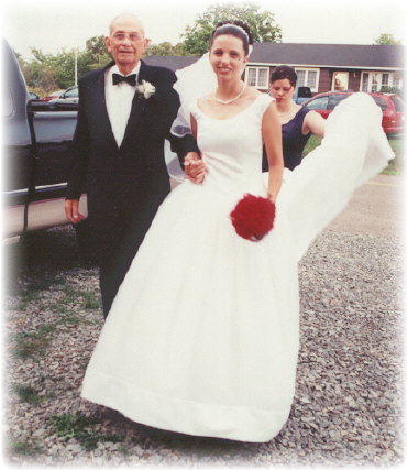 ceremony1.JPG (41794 bytes)