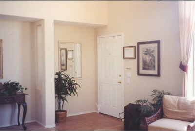 entry.jpg (20329 bytes)
