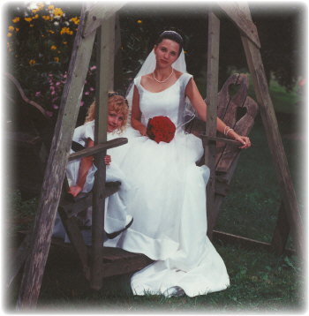 weddingparty2.JPG (29000 bytes)
