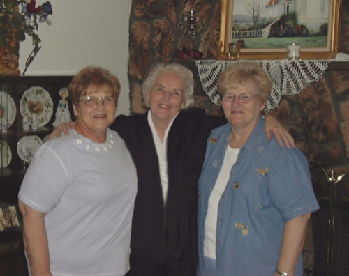 jean with Pearl's girls