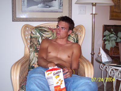 Eatin' goldfish