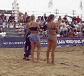 I LOVE beach volleyball!