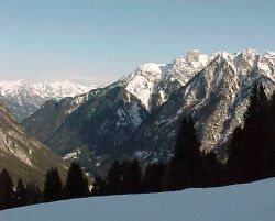 Ski Run 1.jpg (9911 bytes)