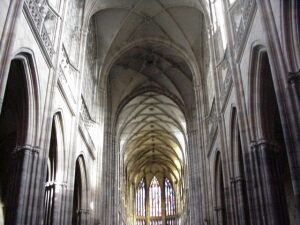 Inside St Nick1.jpg (63097 bytes)