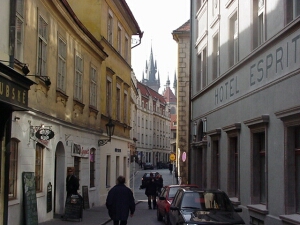 Streets of Prague10.jpg (61531 bytes)