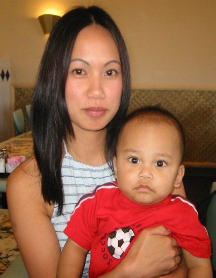Theresa with Tiger and Thon with Tiger