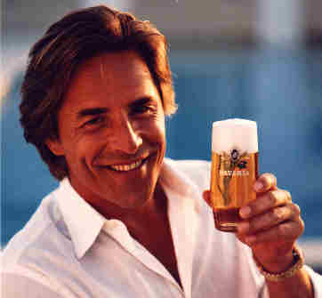 DJ met Bavaria biertje