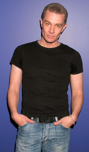 known as Spike on Buffy the Vampire Slayer. This picture was taken in April. he shaved his hair for a benefit.
