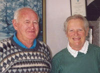 John & Betty Gibson �Jenny Grainger 11jun02 - Opens to JPEG image 800x535, Decoded size (bytes):132272