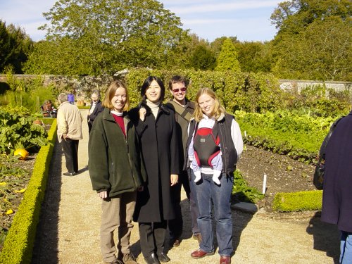 Lisa, Viv, Mr.A, Smeg & Alex visit West Dean Gardens on 'Apple Day'