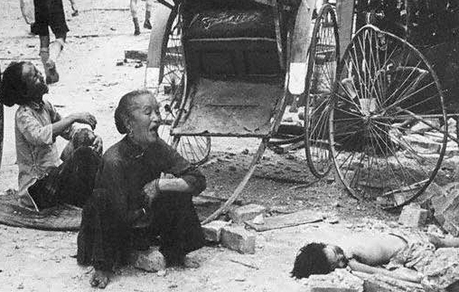 foto05_besar.gif (315532 bytes)