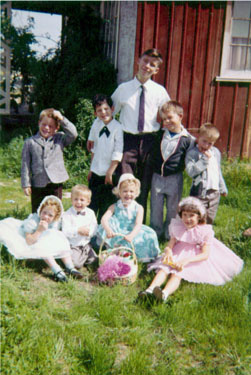Easter at Grandpap & Grandma Kountz's house! 