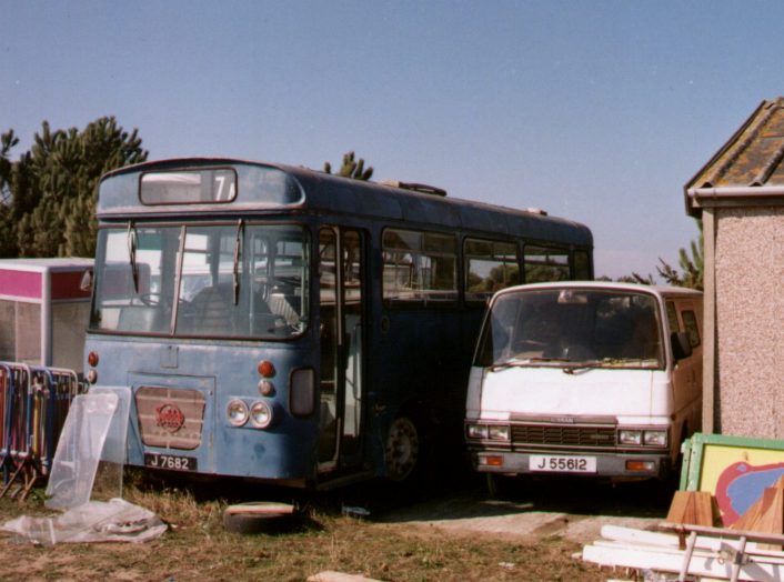 J 7682
