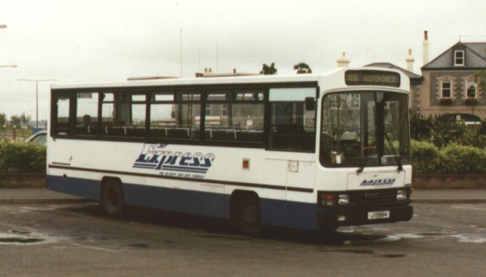 J 15884